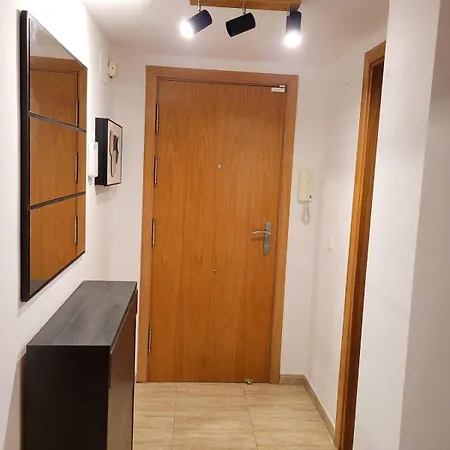 Our Lovely Space * Λορέτ Ντε Μαρ